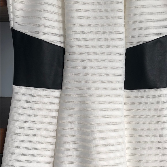 Dress - Picture 4 of 6